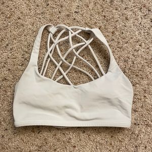 Lulu lemon white sports bra size 6